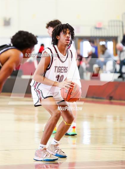 Thumbnail 2 in Monroe-Woodbury @ Kingston (Section 9 Class AA Quarterfinal) photogallery.