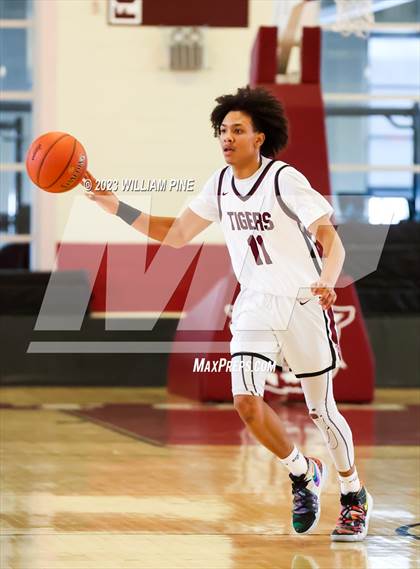 Thumbnail 2 in Monroe-Woodbury @ Kingston (Section 9 Class AA Quarterfinal) photogallery.