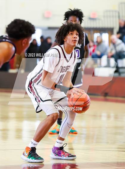 Thumbnail 3 in Monroe-Woodbury @ Kingston (Section 9 Class AA Quarterfinal) photogallery.