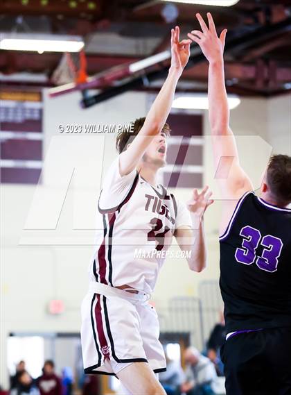 Thumbnail 2 in Monroe-Woodbury @ Kingston (Section 9 Class AA Quarterfinal) photogallery.