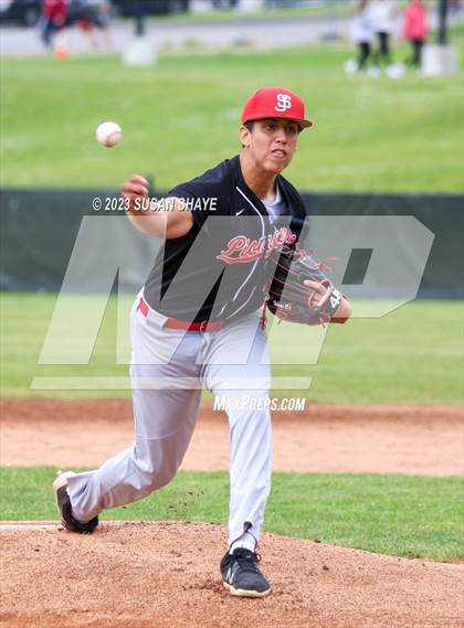 Thumbnail 1 in Milford @ St. John's (MIAA Division 1 Round of 16) photogallery.