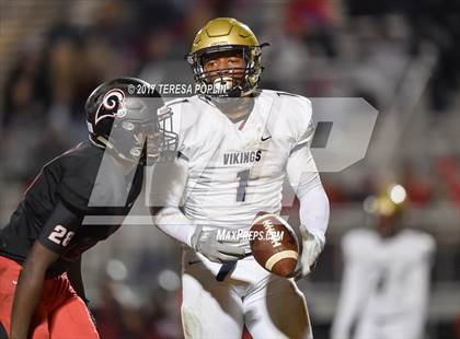 Thumbnail 3 in Spartanburg @ Hillcrest (SCHSL Class AAAAA Upper State Playoff, 2nd Round) photogallery.