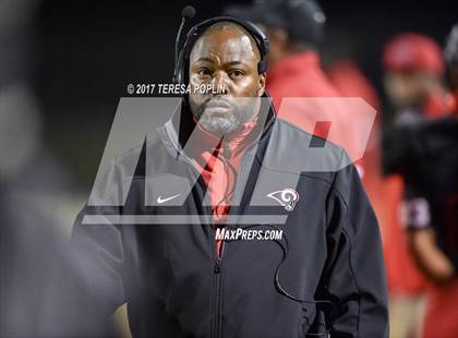Thumbnail 3 in Spartanburg @ Hillcrest (SCHSL Class AAAAA Upper State Playoff, 2nd Round) photogallery.
