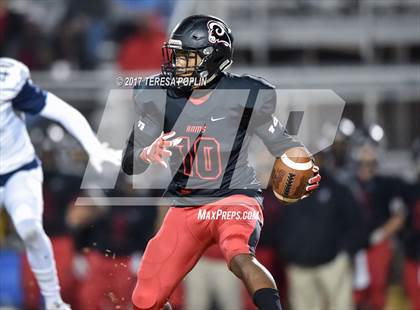 Thumbnail 2 in Spartanburg @ Hillcrest (SCHSL Class AAAAA Upper State Playoff, 2nd Round) photogallery.