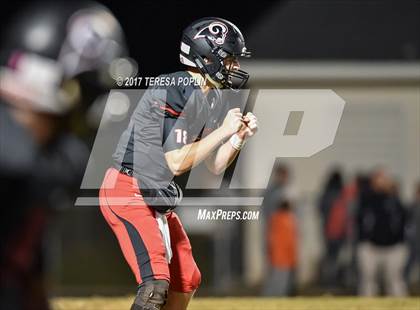 Thumbnail 1 in Spartanburg @ Hillcrest (SCHSL Class AAAAA Upper State Playoff, 2nd Round) photogallery.