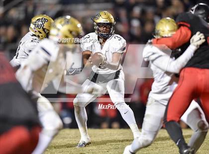 Thumbnail 1 in Spartanburg @ Hillcrest (SCHSL Class AAAAA Upper State Playoff, 2nd Round) photogallery.