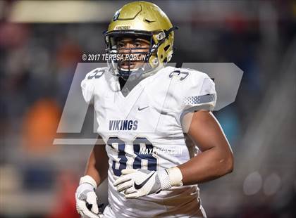 Thumbnail 2 in Spartanburg @ Hillcrest (SCHSL Class AAAAA Upper State Playoff, 2nd Round) photogallery.