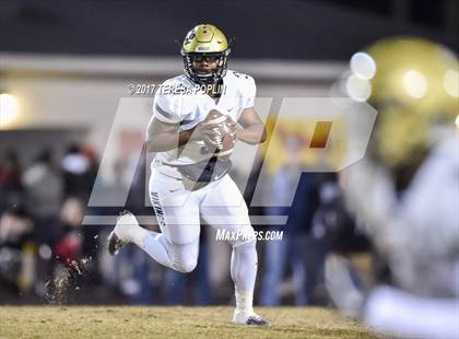 Thumbnail 1 in Spartanburg @ Hillcrest (SCHSL Class AAAAA Upper State Playoff, 2nd Round) photogallery.