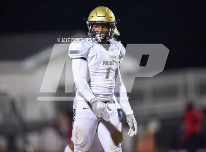 Thumbnail 3 in Spartanburg @ Hillcrest (SCHSL Class AAAAA Upper State Playoff, 2nd Round) photogallery.