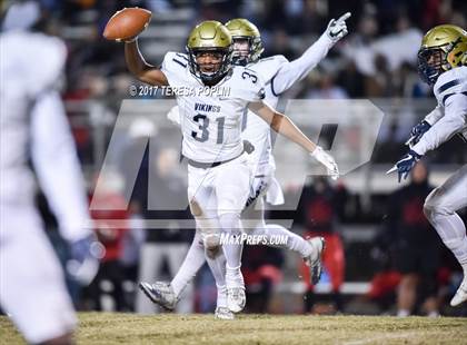 Thumbnail 3 in Spartanburg @ Hillcrest (SCHSL Class AAAAA Upper State Playoff, 2nd Round) photogallery.