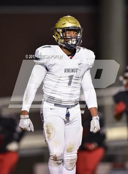 Thumbnail 1 in Spartanburg @ Hillcrest (SCHSL Class AAAAA Upper State Playoff, 2nd Round) photogallery.