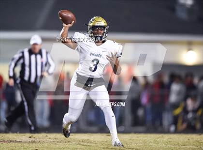 Thumbnail 2 in Spartanburg @ Hillcrest (SCHSL Class AAAAA Upper State Playoff, 2nd Round) photogallery.