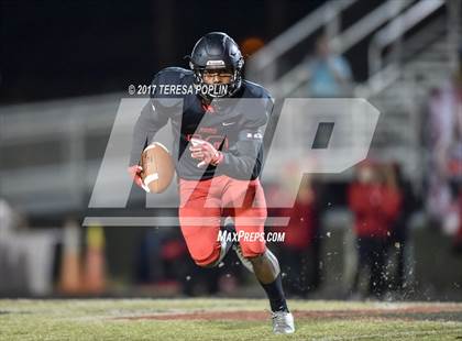 Thumbnail 1 in Spartanburg @ Hillcrest (SCHSL Class AAAAA Upper State Playoff, 2nd Round) photogallery.
