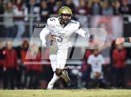 Thumbnail 3 in Spartanburg @ Hillcrest (SCHSL Class AAAAA Upper State Playoff, 2nd Round) photogallery.