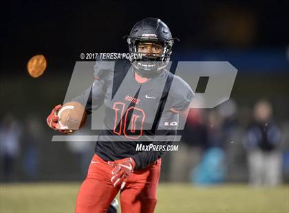 Thumbnail 2 in Spartanburg @ Hillcrest (SCHSL Class AAAAA Upper State Playoff, 2nd Round) photogallery.