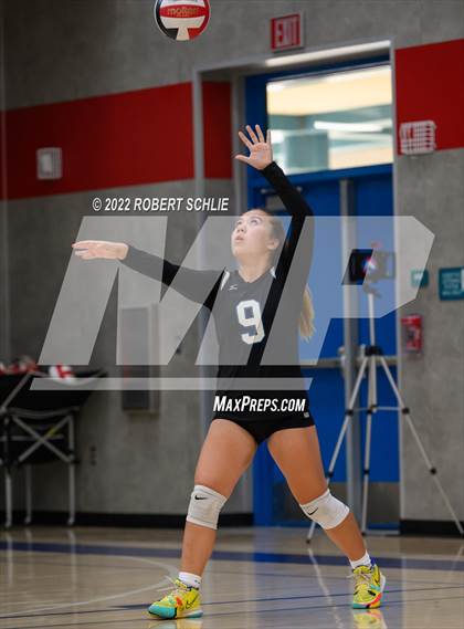 Thumbnail 1 in Bradshaw Christian @ Folsom photogallery.
