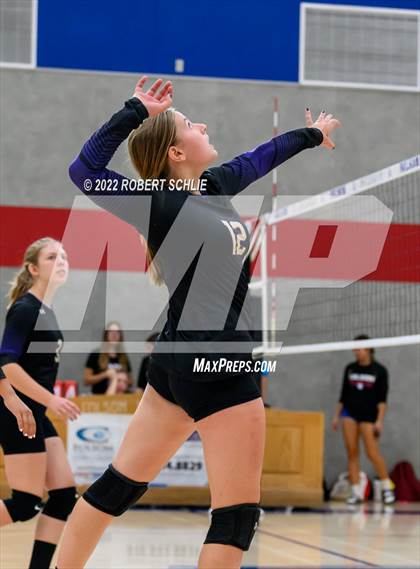 Thumbnail 2 in Bradshaw Christian @ Folsom photogallery.