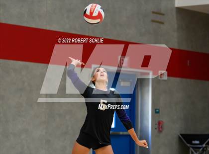 Thumbnail 3 in Bradshaw Christian @ Folsom photogallery.