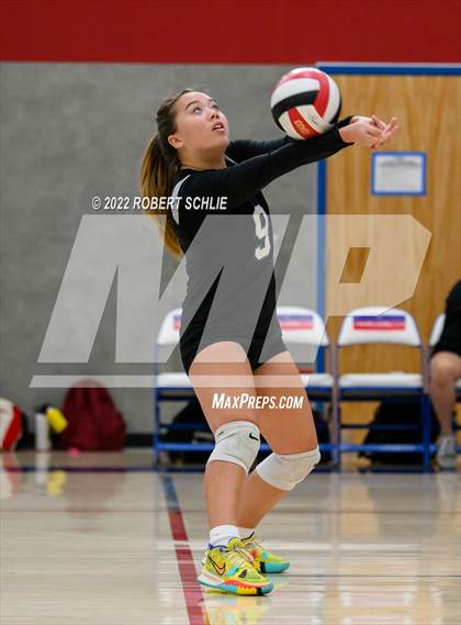 Thumbnail 1 in Bradshaw Christian @ Folsom photogallery.