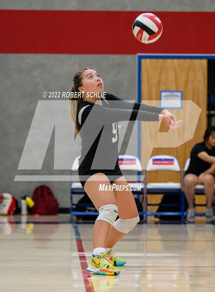 Thumbnail 3 in Bradshaw Christian @ Folsom photogallery.