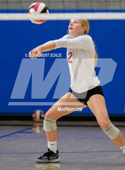 Thumbnail 3 in Bradshaw Christian @ Folsom photogallery.