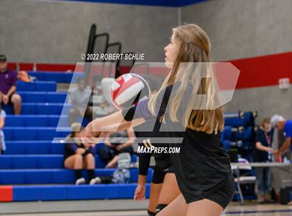 Thumbnail 1 in Bradshaw Christian @ Folsom photogallery.