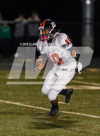 Thumbnail 2 in Charlottesville @ Woodgrove (VHSL Region 4A West 2nd Round) photogallery.