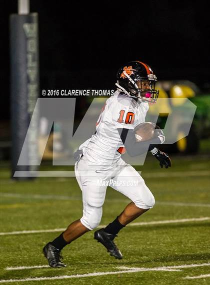 Thumbnail 3 in Charlottesville @ Woodgrove (VHSL Region 4A West 2nd Round) photogallery.