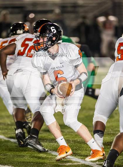 Thumbnail 2 in Charlottesville @ Woodgrove (VHSL Region 4A West 2nd Round) photogallery.