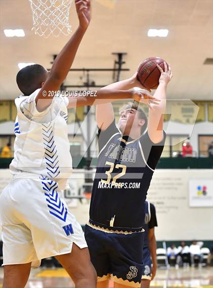 Thumbnail 1 in St. John Bosco vs. Windward (The Classic at Damien) photogallery.