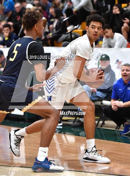 Thumbnail 1 in St. John Bosco vs. Windward (The Classic at Damien) photogallery.