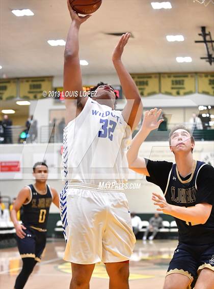 Thumbnail 1 in St. John Bosco vs. Windward (The Classic at Damien) photogallery.