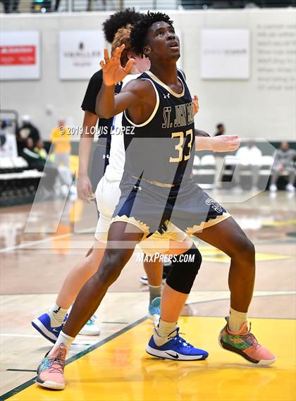 Thumbnail 1 in St. John Bosco vs. Windward (The Classic at Damien) photogallery.