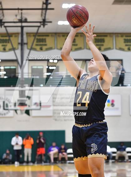 Thumbnail 2 in St. John Bosco vs. Windward (The Classic at Damien) photogallery.