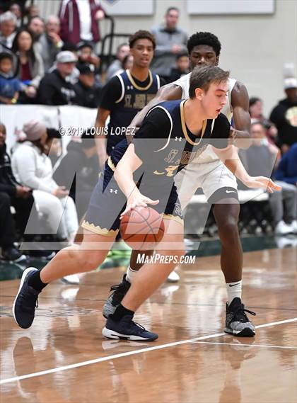 Thumbnail 3 in St. John Bosco vs. Windward (The Classic at Damien) photogallery.