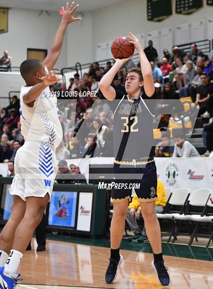 Thumbnail 1 in St. John Bosco vs. Windward (The Classic at Damien) photogallery.