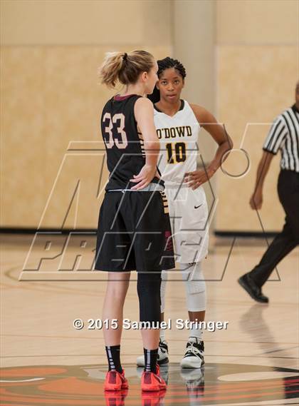 Thumbnail 2 in Bishop O'Dowd vs. Oaks Christian (West Coast Jamboree) photogallery.