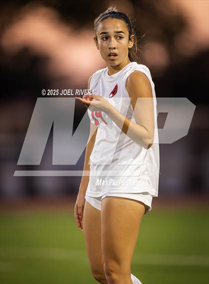 Thumbnail 2 in Fulshear vs. Katy (UIL 6A Soccer Bi-District Playoff) photogallery.