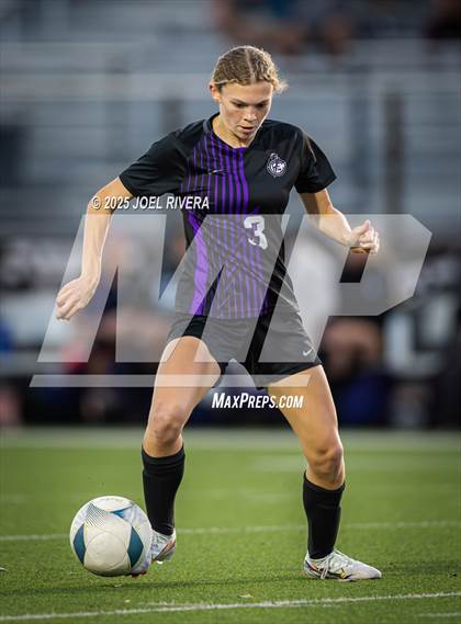 Thumbnail 2 in Fulshear vs. Katy (UIL 6A Soccer Bi-District Playoff) photogallery.