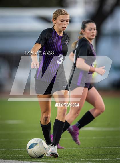 Thumbnail 1 in Fulshear vs. Katy (UIL 6A Soccer Bi-District Playoff) photogallery.