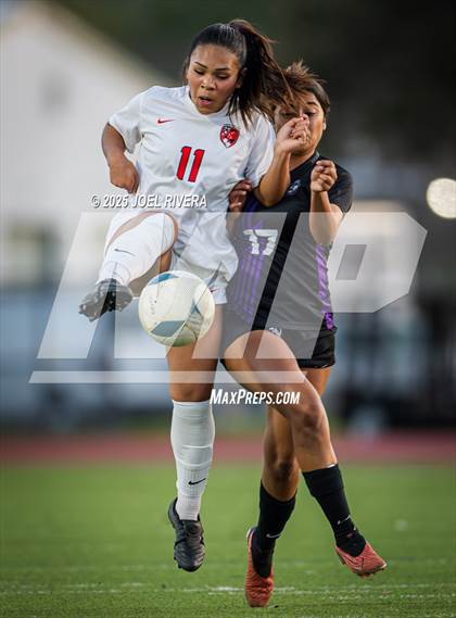 Thumbnail 3 in Fulshear vs. Katy (UIL 6A Soccer Bi-District Playoff) photogallery.
