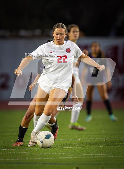 Thumbnail 2 in Fulshear vs. Katy (UIL 6A Soccer Bi-District Playoff) photogallery.