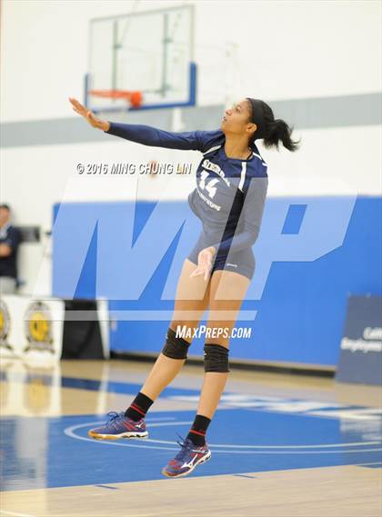Thumbnail 3 in Sierra Canyon vs. Elsinore (CIF SS D4 Final) photogallery.