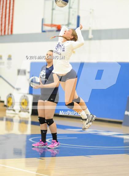 Thumbnail 1 in Sierra Canyon vs. Elsinore (CIF SS D4 Final) photogallery.