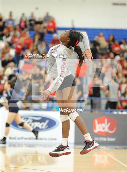 Thumbnail 2 in Sierra Canyon vs. Elsinore (CIF SS D4 Final) photogallery.