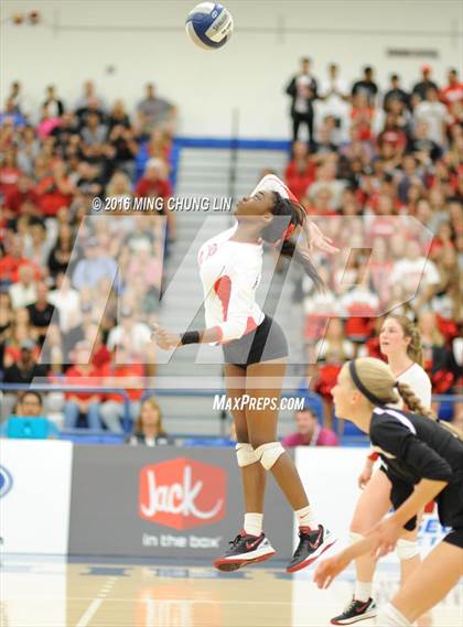 Thumbnail 1 in Sierra Canyon vs. Elsinore (CIF SS D4 Final) photogallery.