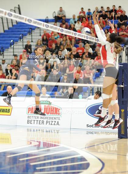 Thumbnail 2 in Sierra Canyon vs. Elsinore (CIF SS D4 Final) photogallery.
