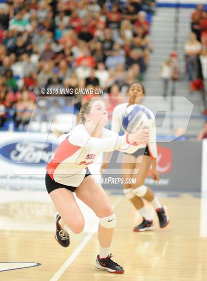 Thumbnail 3 in Sierra Canyon vs. Elsinore (CIF SS D4 Final) photogallery.