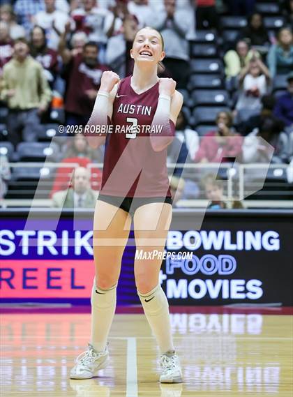 Thumbnail 3 in Southlake Carroll vs. Austin (UIL 6A D2 Volleyball Final) photogallery.