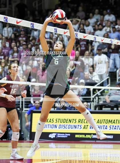 Thumbnail 2 in Southlake Carroll vs. Austin (UIL 6A D2 Volleyball Final) photogallery.